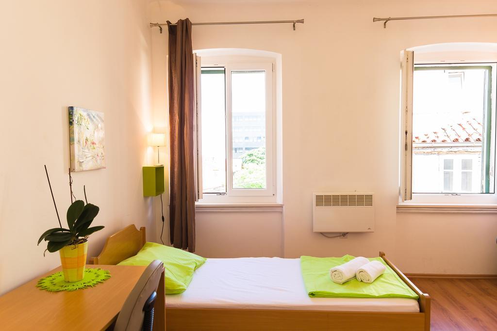 Apartment Mia Rijeka Exterior foto